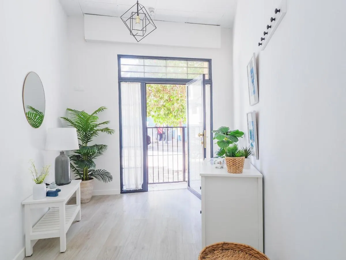 Cubo'S Malaga Center El Molinillo Apartment