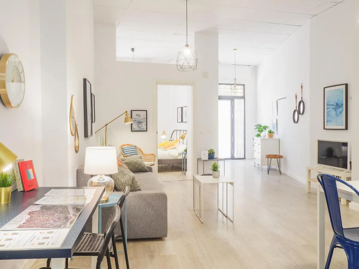 Cubo'S Malaga Center El Molinillo Apartment