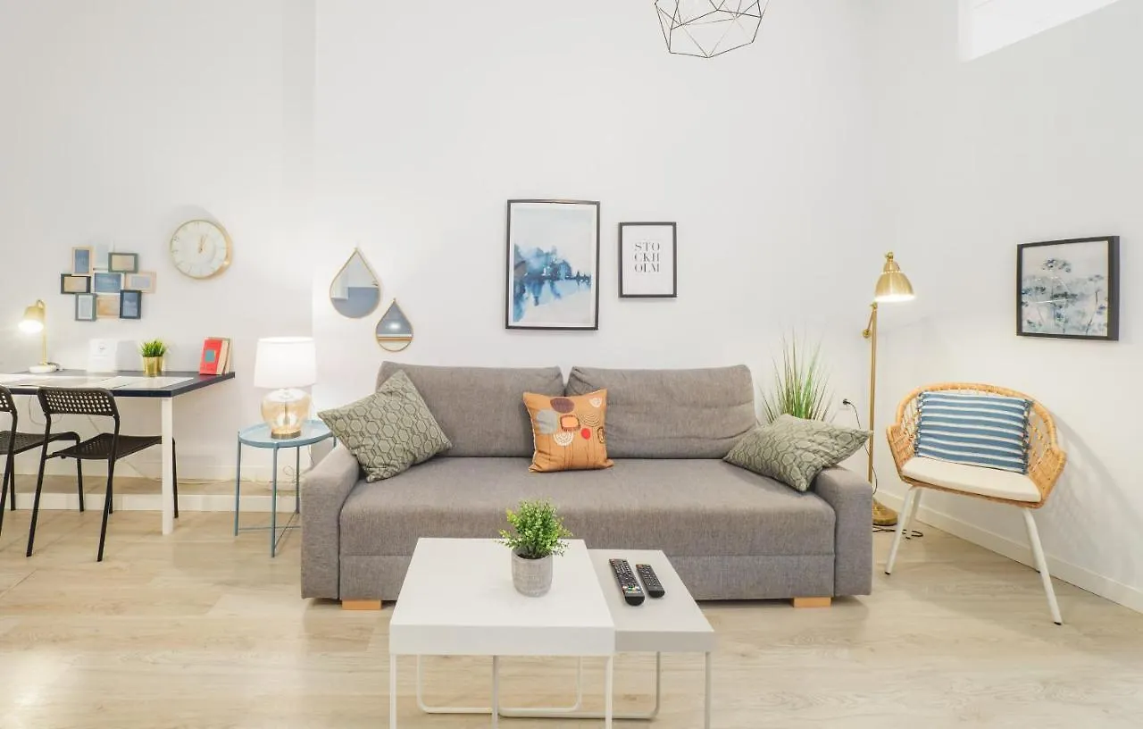 Cubo'S Malaga Center El Molinillo Apartment 0*,
